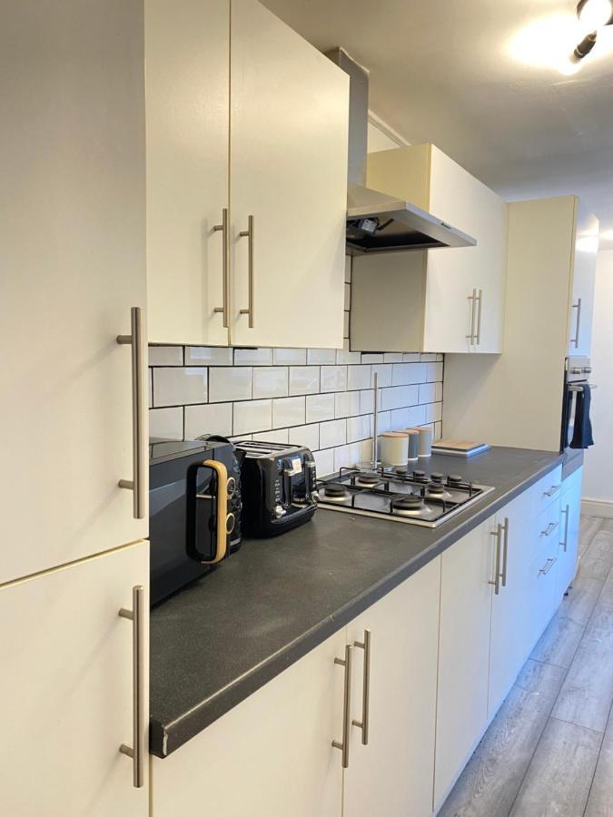 3 Bed Anfield House Close To Lfc Villa Liverpool Buitenkant foto